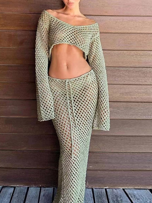 Kurz geschnittenes Set aus Strick mit langen Ärmeln und Maxirock mit Cut-Outs-4