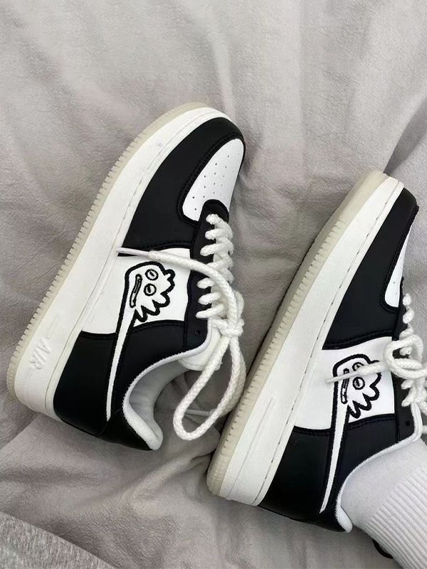 Gestickter Monster-Sneaker-2